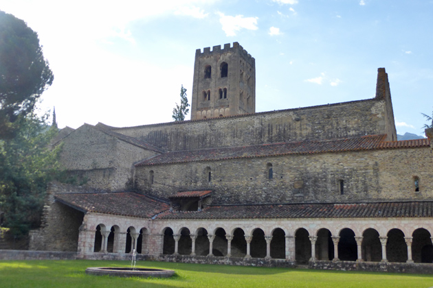 MU Univ été 2017 - monastère de SaintMichel de Cuxa