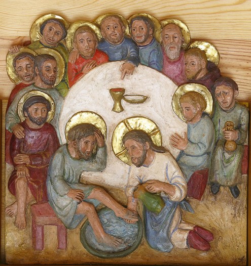 Céramique Apôtres réunis autour de Jésus qui lave les pieds de Pierre